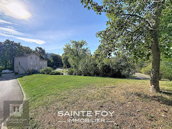 2026791 image5 - Sainte Foy Immobilier - Ce sont des agences immobilières dans l'Ouest Lyonnais spécialisées dans la location de maison ou d'appartement et la vente de propriété de prestige.