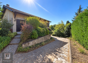 2026796 image1 - Sainte Foy Immobilier - Ce sont des agences immobilières dans l'Ouest Lyonnais spécialisées dans la location de maison ou d'appartement et la vente de propriété de prestige.