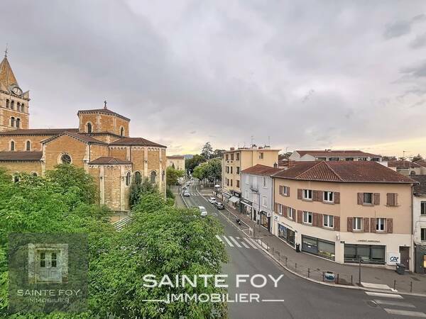 2026798 image6 - Sainte Foy Immobilier - Ce sont des agences immobilières dans l'Ouest Lyonnais spécialisées dans la location de maison ou d'appartement et la vente de propriété de prestige.
