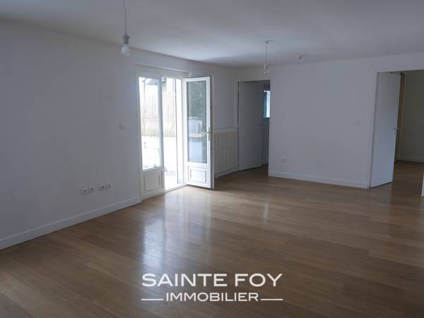 118017 image2 - Sainte Foy Immobilier - Ce sont des agences immobilières dans l'Ouest Lyonnais spécialisées dans la location de maison ou d'appartement et la vente de propriété de prestige.