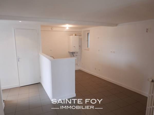 118017 image3 - Sainte Foy Immobilier - Ce sont des agences immobilières dans l'Ouest Lyonnais spécialisées dans la location de maison ou d'appartement et la vente de propriété de prestige.