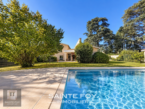2026813 image9 - Sainte Foy Immobilier - Ce sont des agences immobilières dans l'Ouest Lyonnais spécialisées dans la location de maison ou d'appartement et la vente de propriété de prestige.