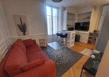 2026815 image1 - Sainte Foy Immobilier - Ce sont des agences immobilières dans l'Ouest Lyonnais spécialisées dans la location de maison ou d'appartement et la vente de propriété de prestige.