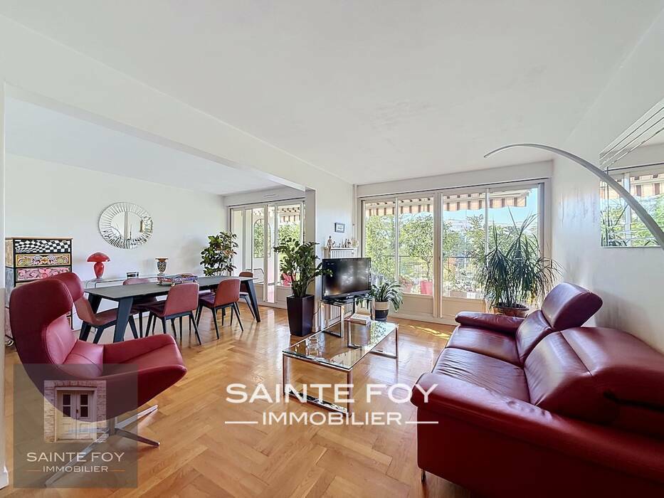 2026828 image1 - Sainte Foy Immobilier - Ce sont des agences immobilières dans l'Ouest Lyonnais spécialisées dans la location de maison ou d'appartement et la vente de propriété de prestige.