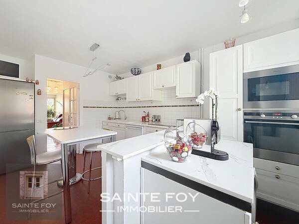 2026828 image4 - Sainte Foy Immobilier - Ce sont des agences immobilières dans l'Ouest Lyonnais spécialisées dans la location de maison ou d'appartement et la vente de propriété de prestige.