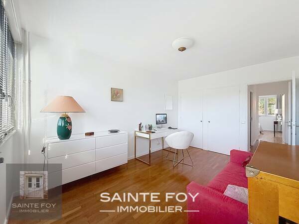 2026828 image9 - Sainte Foy Immobilier - Ce sont des agences immobilières dans l'Ouest Lyonnais spécialisées dans la location de maison ou d'appartement et la vente de propriété de prestige.