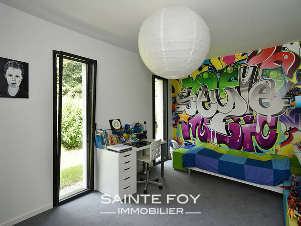 13891 image8 - Sainte Foy Immobilier - Ce sont des agences immobilières dans l'Ouest Lyonnais spécialisées dans la location de maison ou d'appartement et la vente de propriété de prestige.