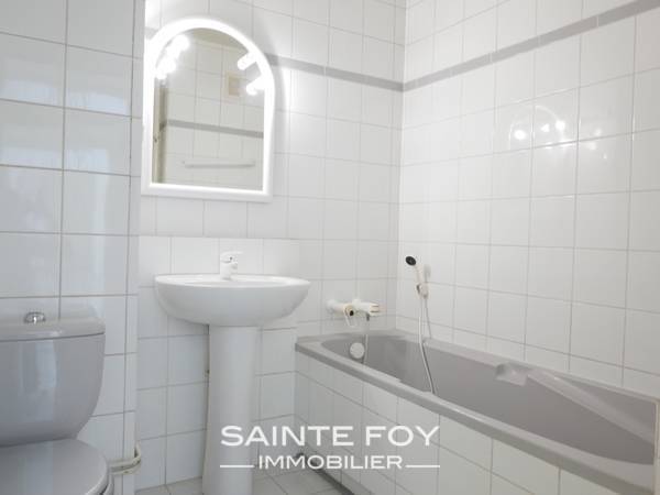 12920 image6 - Sainte Foy Immobilier - Ce sont des agences immobilières dans l'Ouest Lyonnais spécialisées dans la location de maison ou d'appartement et la vente de propriété de prestige.