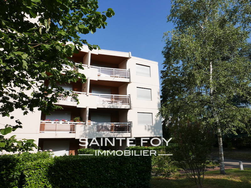13993 image1 - Sainte Foy Immobilier - Ce sont des agences immobilières dans l'Ouest Lyonnais spécialisées dans la location de maison ou d'appartement et la vente de propriété de prestige.