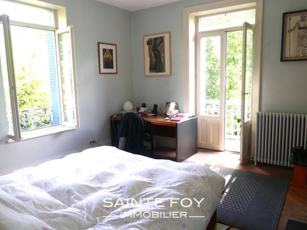 13830 image4 - Sainte Foy Immobilier - Ce sont des agences immobilières dans l'Ouest Lyonnais spécialisées dans la location de maison ou d'appartement et la vente de propriété de prestige.