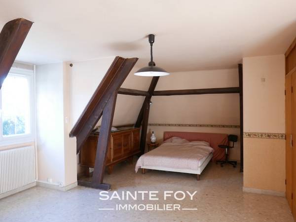 17497 image5 - Sainte Foy Immobilier - Ce sont des agences immobilières dans l'Ouest Lyonnais spécialisées dans la location de maison ou d'appartement et la vente de propriété de prestige.