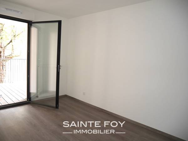 17646 image3 - Sainte Foy Immobilier - Ce sont des agences immobilières dans l'Ouest Lyonnais spécialisées dans la location de maison ou d'appartement et la vente de propriété de prestige.