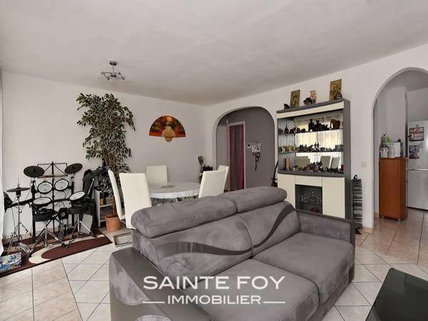 17726 image2 - Sainte Foy Immobilier - Ce sont des agences immobilières dans l'Ouest Lyonnais spécialisées dans la location de maison ou d'appartement et la vente de propriété de prestige.