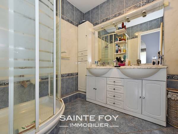 17726 image6 - Sainte Foy Immobilier - Ce sont des agences immobilières dans l'Ouest Lyonnais spécialisées dans la location de maison ou d'appartement et la vente de propriété de prestige.