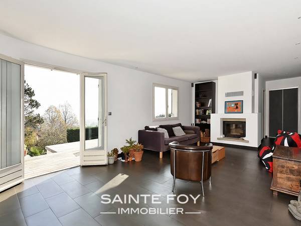 117790 image8 - Sainte Foy Immobilier - Ce sont des agences immobilières dans l'Ouest Lyonnais spécialisées dans la location de maison ou d'appartement et la vente de propriété de prestige.