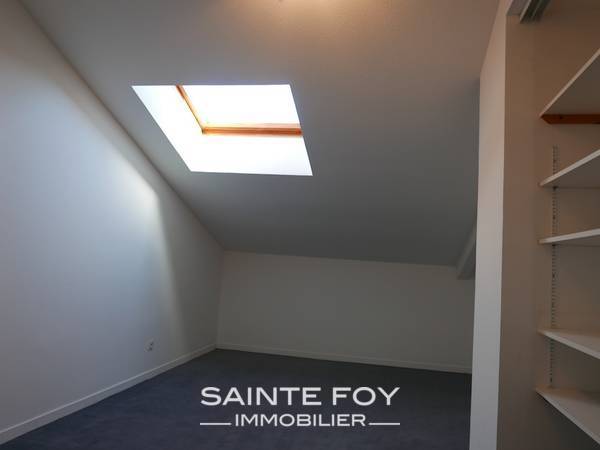 11640 image8 - Sainte Foy Immobilier - Ce sont des agences immobilières dans l'Ouest Lyonnais spécialisées dans la location de maison ou d'appartement et la vente de propriété de prestige.