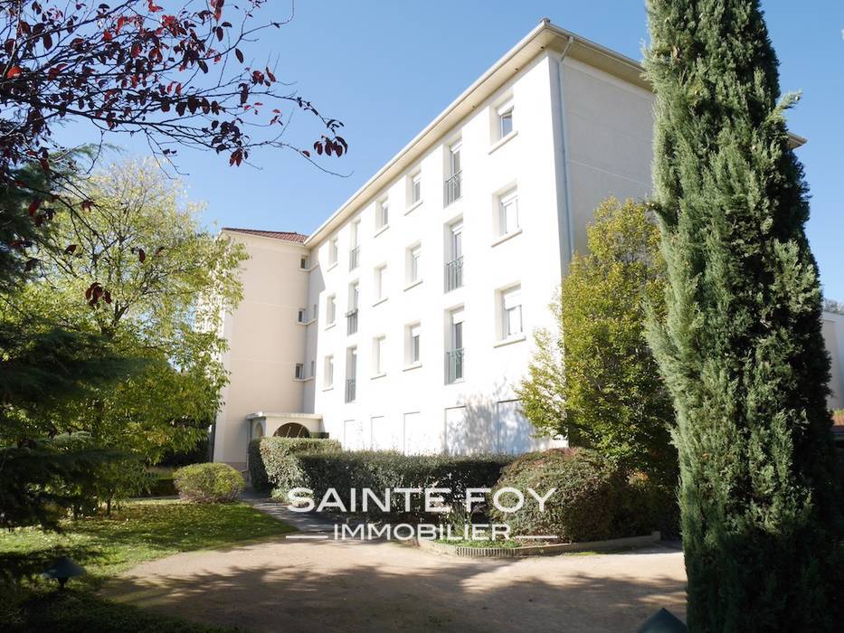 17712 image1 - Sainte Foy Immobilier - Ce sont des agences immobilières dans l'Ouest Lyonnais spécialisées dans la location de maison ou d'appartement et la vente de propriété de prestige.