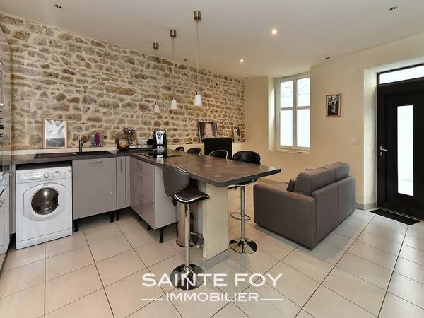 14204 image2 - Sainte Foy Immobilier - Ce sont des agences immobilières dans l'Ouest Lyonnais spécialisées dans la location de maison ou d'appartement et la vente de propriété de prestige.