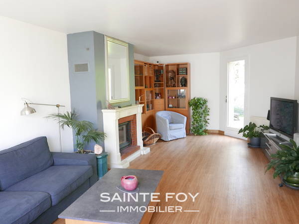 170699 image2 - Sainte Foy Immobilier - Ce sont des agences immobilières dans l'Ouest Lyonnais spécialisées dans la location de maison ou d'appartement et la vente de propriété de prestige.