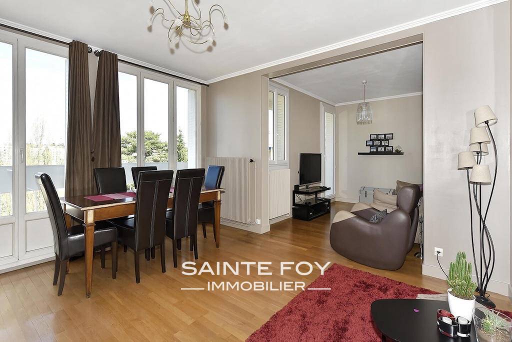118032 image1 - Sainte Foy Immobilier - Ce sont des agences immobilières dans l'Ouest Lyonnais spécialisées dans la location de maison ou d'appartement et la vente de propriété de prestige.