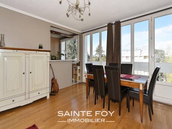 118032 image2 - Sainte Foy Immobilier - Ce sont des agences immobilières dans l'Ouest Lyonnais spécialisées dans la location de maison ou d'appartement et la vente de propriété de prestige.