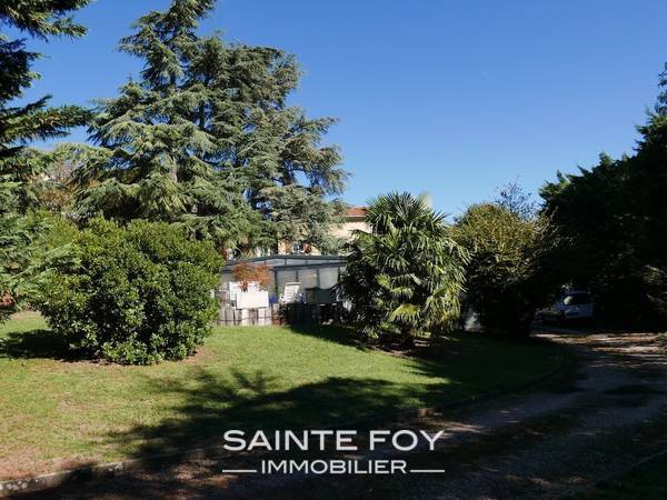 13972 image2 - Sainte Foy Immobilier - Ce sont des agences immobilières dans l'Ouest Lyonnais spécialisées dans la location de maison ou d'appartement et la vente de propriété de prestige.