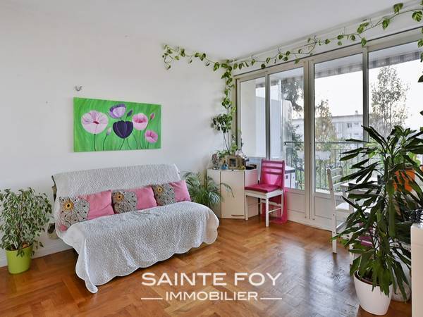 17716 image4 - Sainte Foy Immobilier - Ce sont des agences immobilières dans l'Ouest Lyonnais spécialisées dans la location de maison ou d'appartement et la vente de propriété de prestige.