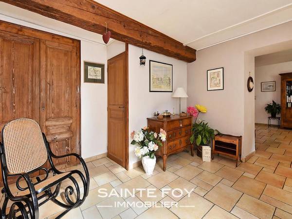 117925 image9 - Sainte Foy Immobilier - Ce sont des agences immobilières dans l'Ouest Lyonnais spécialisées dans la location de maison ou d'appartement et la vente de propriété de prestige.
