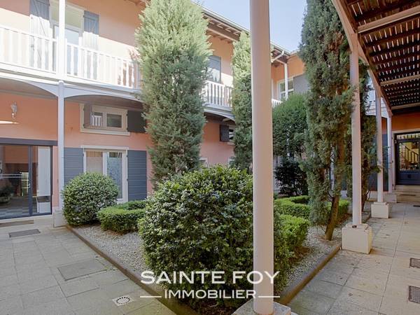 6972 image9 - Sainte Foy Immobilier - Ce sont des agences immobilières dans l'Ouest Lyonnais spécialisées dans la location de maison ou d'appartement et la vente de propriété de prestige.