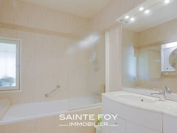 170708 image7 - Sainte Foy Immobilier - Ce sont des agences immobilières dans l'Ouest Lyonnais spécialisées dans la location de maison ou d'appartement et la vente de propriété de prestige.