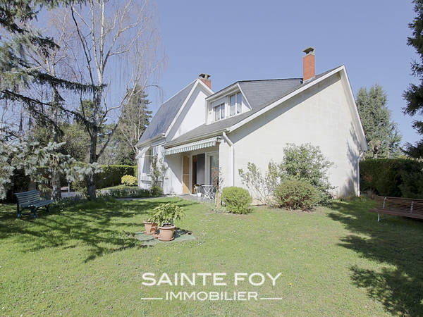 170708 image9 - Sainte Foy Immobilier - Ce sont des agences immobilières dans l'Ouest Lyonnais spécialisées dans la location de maison ou d'appartement et la vente de propriété de prestige.