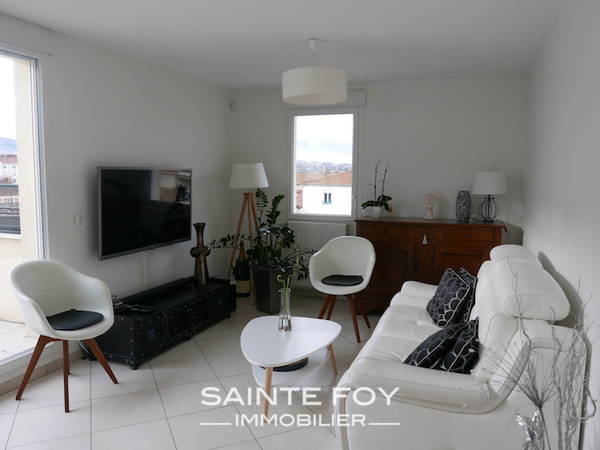 170688 image2 - Sainte Foy Immobilier - Ce sont des agences immobilières dans l'Ouest Lyonnais spécialisées dans la location de maison ou d'appartement et la vente de propriété de prestige.
