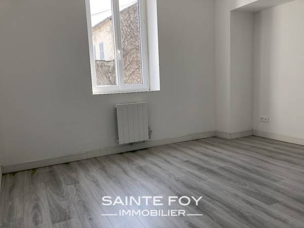 117939 image4 - Sainte Foy Immobilier - Ce sont des agences immobilières dans l'Ouest Lyonnais spécialisées dans la location de maison ou d'appartement et la vente de propriété de prestige.