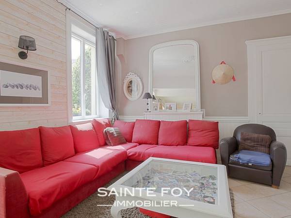 1761318 image3 - Sainte Foy Immobilier - Ce sont des agences immobilières dans l'Ouest Lyonnais spécialisées dans la location de maison ou d'appartement et la vente de propriété de prestige.