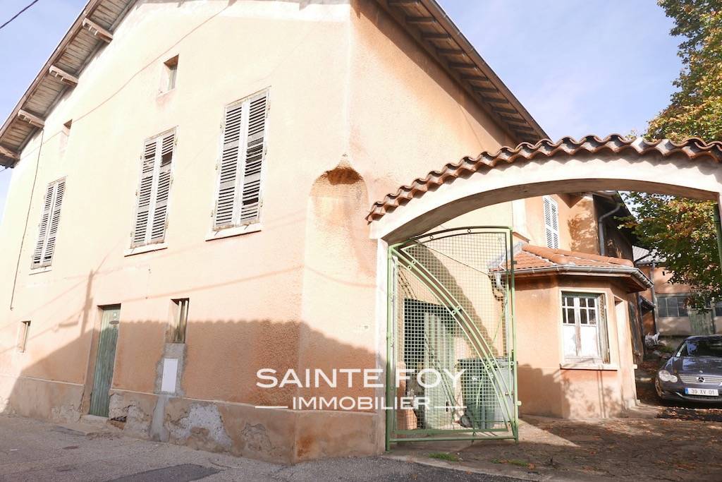 117806 image1 - Sainte Foy Immobilier - Ce sont des agences immobilières dans l'Ouest Lyonnais spécialisées dans la location de maison ou d'appartement et la vente de propriété de prestige.