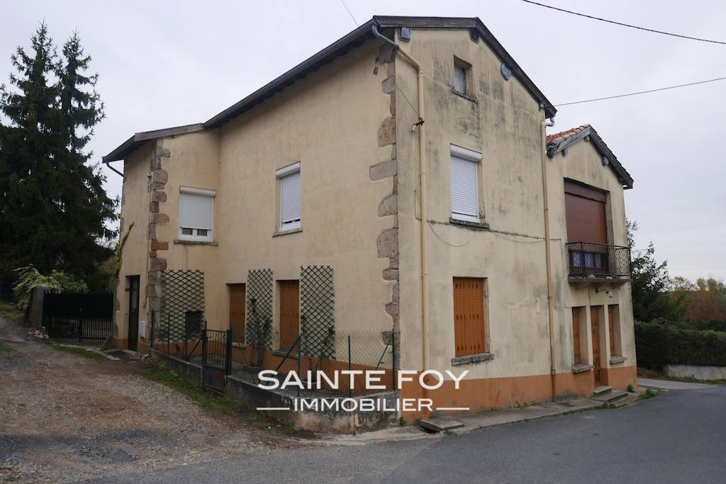 17723 image1 - Sainte Foy Immobilier - Ce sont des agences immobilières dans l'Ouest Lyonnais spécialisées dans la location de maison ou d'appartement et la vente de propriété de prestige.
