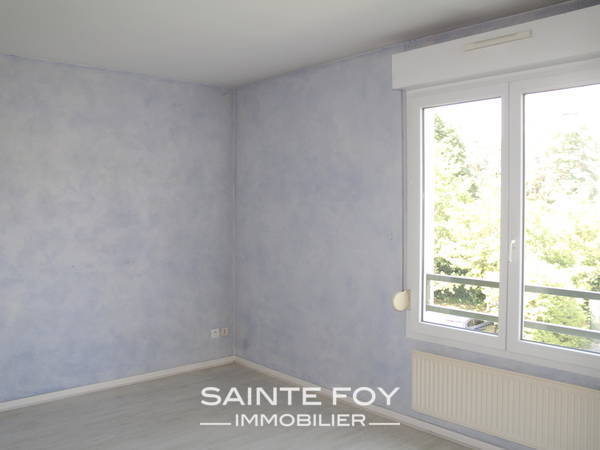 118210 image7 - Sainte Foy Immobilier - Ce sont des agences immobilières dans l'Ouest Lyonnais spécialisées dans la location de maison ou d'appartement et la vente de propriété de prestige.