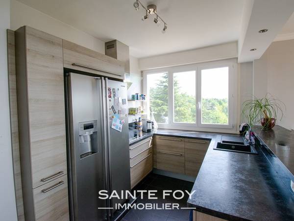 5637 image3 - Sainte Foy Immobilier - Ce sont des agences immobilières dans l'Ouest Lyonnais spécialisées dans la location de maison ou d'appartement et la vente de propriété de prestige.