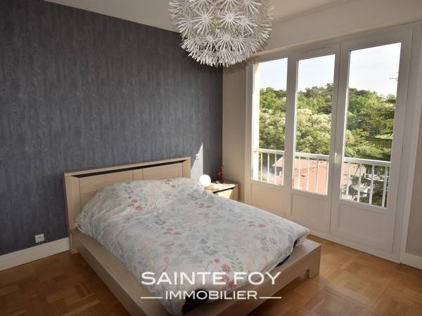 5637 image4 - Sainte Foy Immobilier - Ce sont des agences immobilières dans l'Ouest Lyonnais spécialisées dans la location de maison ou d'appartement et la vente de propriété de prestige.