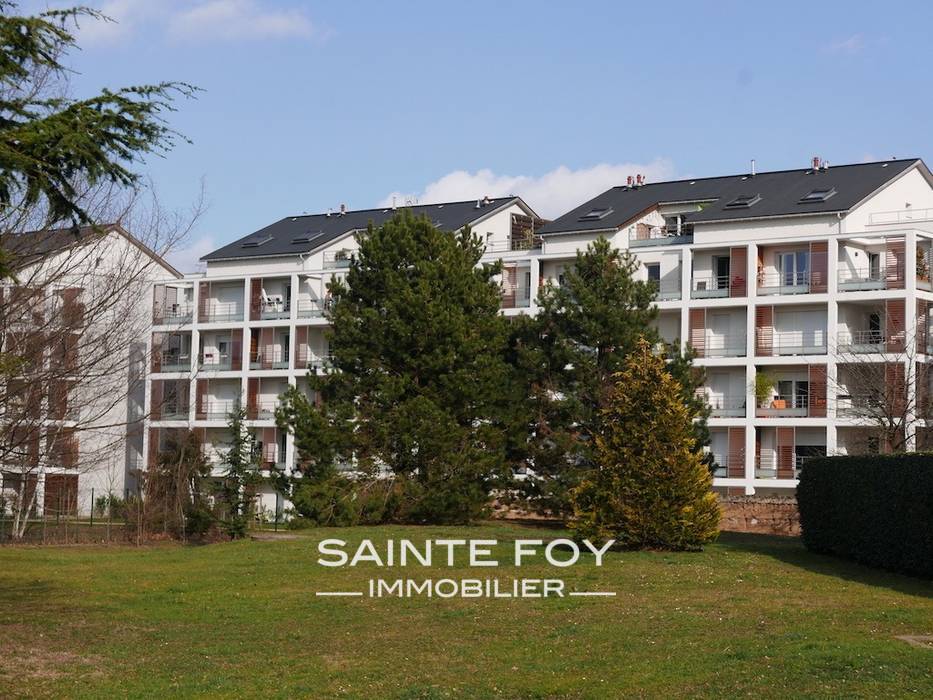 170701 image1 - Sainte Foy Immobilier - Ce sont des agences immobilières dans l'Ouest Lyonnais spécialisées dans la location de maison ou d'appartement et la vente de propriété de prestige.