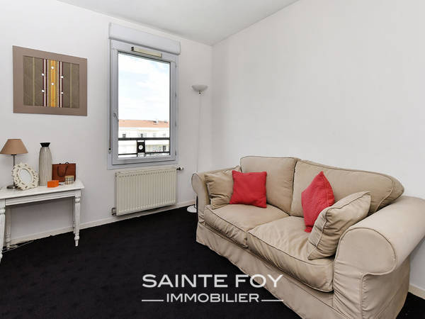1761339 image7 - Sainte Foy Immobilier - Ce sont des agences immobilières dans l'Ouest Lyonnais spécialisées dans la location de maison ou d'appartement et la vente de propriété de prestige.