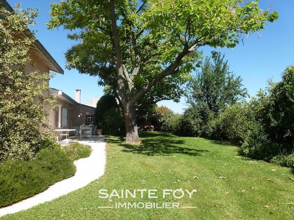 118155 image9 - Sainte Foy Immobilier - Ce sont des agences immobilières dans l'Ouest Lyonnais spécialisées dans la location de maison ou d'appartement et la vente de propriété de prestige.