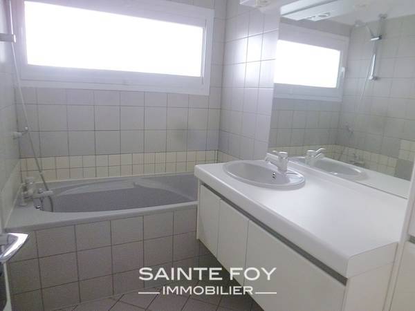 118175 image5 - Sainte Foy Immobilier - Ce sont des agences immobilières dans l'Ouest Lyonnais spécialisées dans la location de maison ou d'appartement et la vente de propriété de prestige.