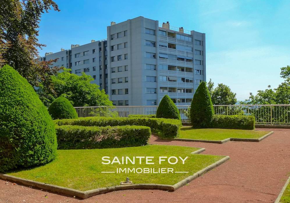 117873 image1 - Sainte Foy Immobilier - Ce sont des agences immobilières dans l'Ouest Lyonnais spécialisées dans la location de maison ou d'appartement et la vente de propriété de prestige.
