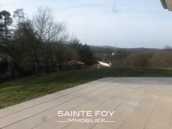 2019007 image5 - Sainte Foy Immobilier - Ce sont des agences immobilières dans l'Ouest Lyonnais spécialisées dans la location de maison ou d'appartement et la vente de propriété de prestige.