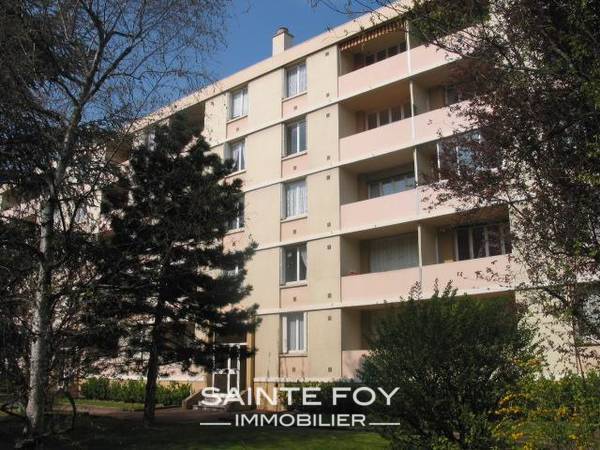 118473 image6 - Sainte Foy Immobilier - Ce sont des agences immobilières dans l'Ouest Lyonnais spécialisées dans la location de maison ou d'appartement et la vente de propriété de prestige.