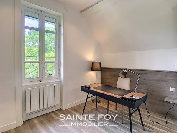 118215 image5 - Sainte Foy Immobilier - Ce sont des agences immobilières dans l'Ouest Lyonnais spécialisées dans la location de maison ou d'appartement et la vente de propriété de prestige.