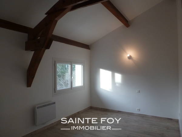 1761394 image6 - Sainte Foy Immobilier - Ce sont des agences immobilières dans l'Ouest Lyonnais spécialisées dans la location de maison ou d'appartement et la vente de propriété de prestige.