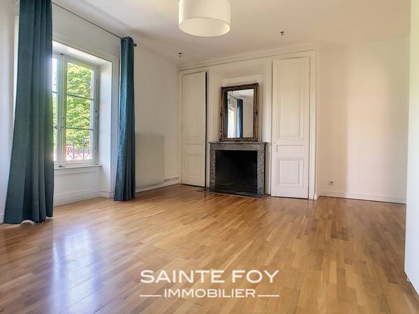 17512 image5 - Sainte Foy Immobilier - Ce sont des agences immobilières dans l'Ouest Lyonnais spécialisées dans la location de maison ou d'appartement et la vente de propriété de prestige.