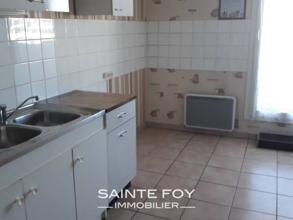 118207 image4 - Sainte Foy Immobilier - Ce sont des agences immobilières dans l'Ouest Lyonnais spécialisées dans la location de maison ou d'appartement et la vente de propriété de prestige.